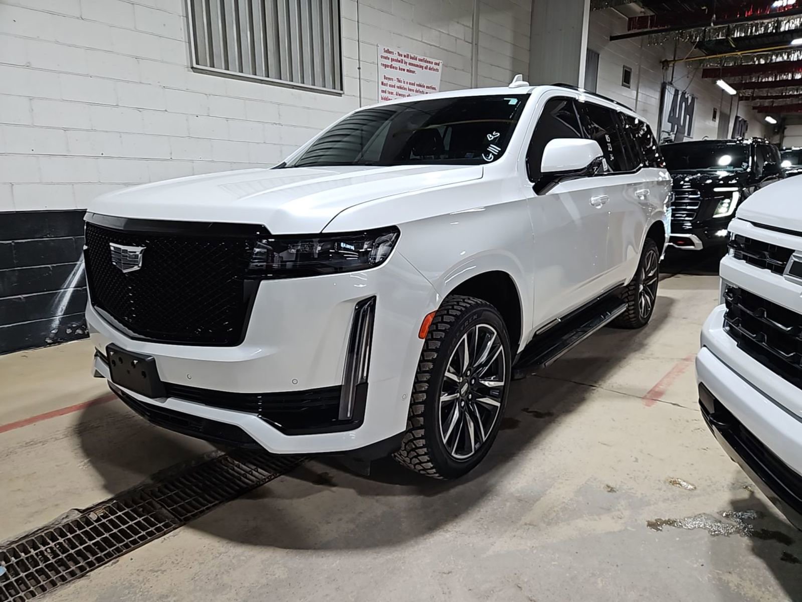 Used 2023 Cadillac Escalade Sport image 1