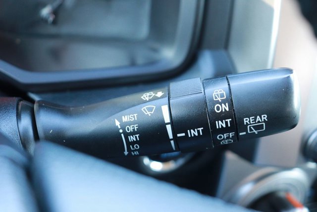 Used 2022 Toyota 4Runner SR5 Premium image 23