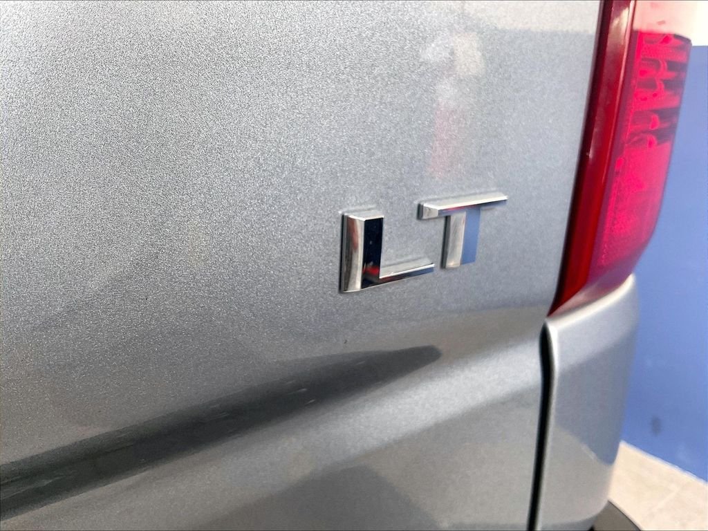 Used 2023 Chevrolet Silverado 1500 LT AWD/4WD image 28