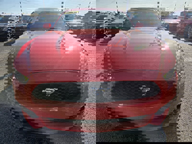 Used 2016 Ford Mustang Premium image 8