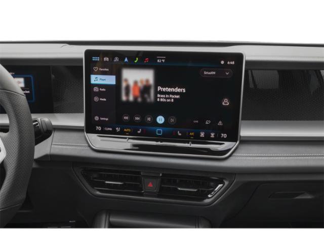 Used 2025 Volkswagen Tiguan SE R-Line image 12