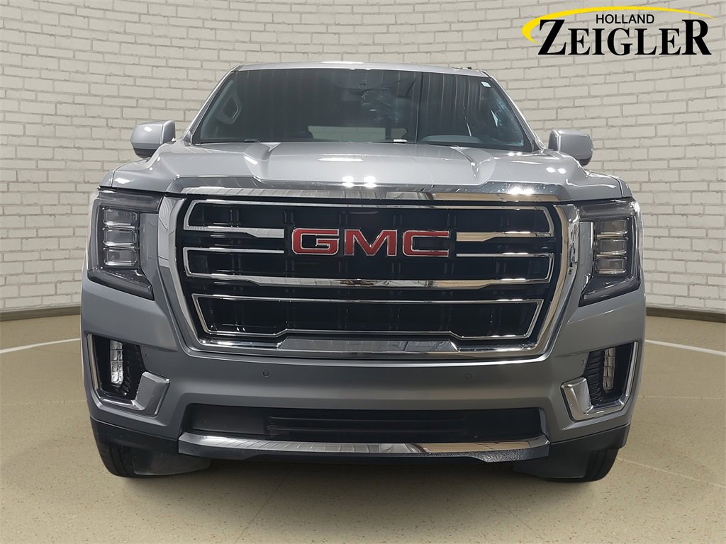 Used 2024 GMC Yukon SLT image 2