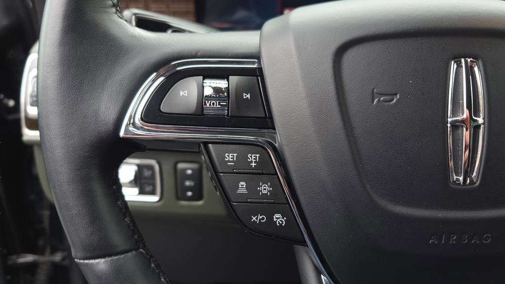 Used 2022 Lincoln Navigator Black Label image 24