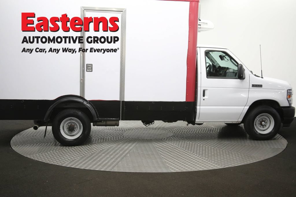 Used 2023 Ford E-350 and Econoline 350 Super Duty w/ Power Windows & Locks Group RWD image 43