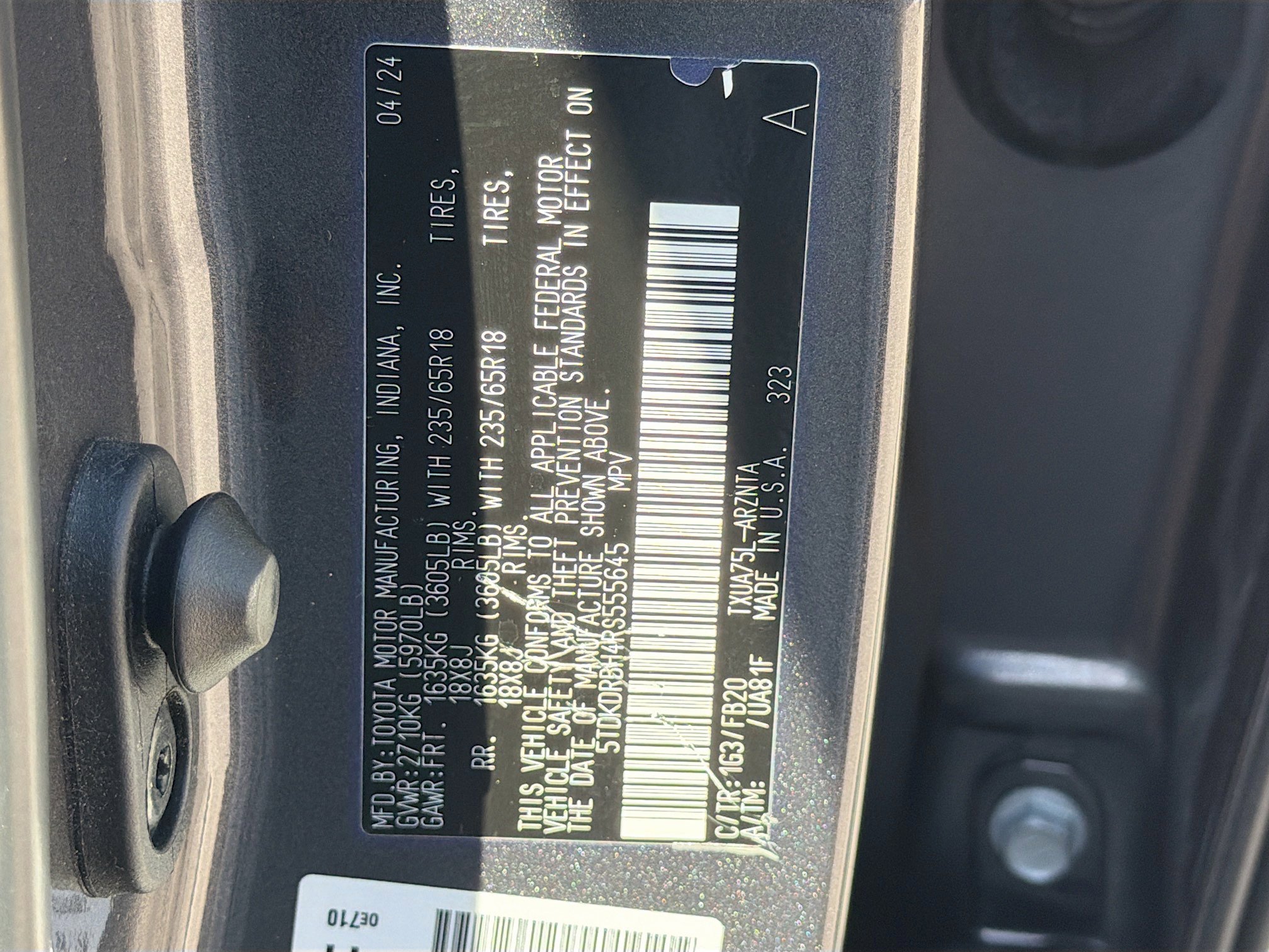 Used 2024 Toyota Highlander LE image 43