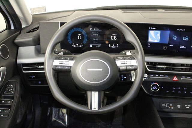 Used 2025 Hyundai Sonata SEL FWD image 7