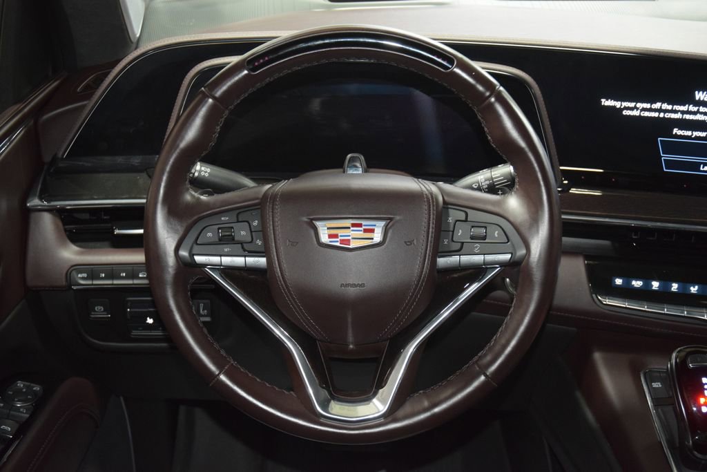 Used 2024 Cadillac Escalade Sport Platinum w/ LPO, Floor Liner Package AWD/4WD image 39