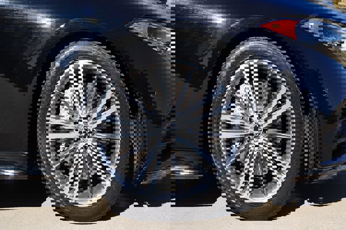 Used 2020 Mercedes-Benz CLS 450 w/ Premium Package image 49