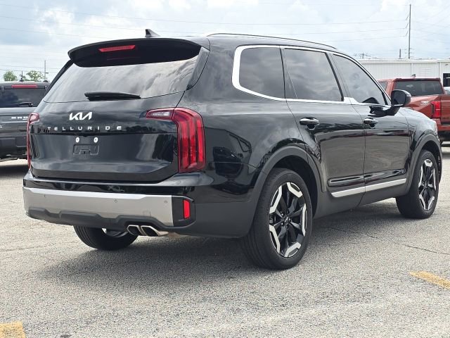 Used 2024 Kia Telluride S w/ S Sunroof Package FWD image 5