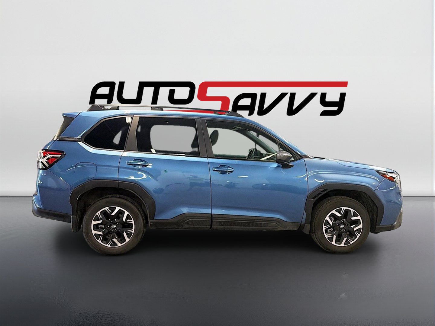 Used 2025 Subaru Forester Premium AWD/4WD image 8