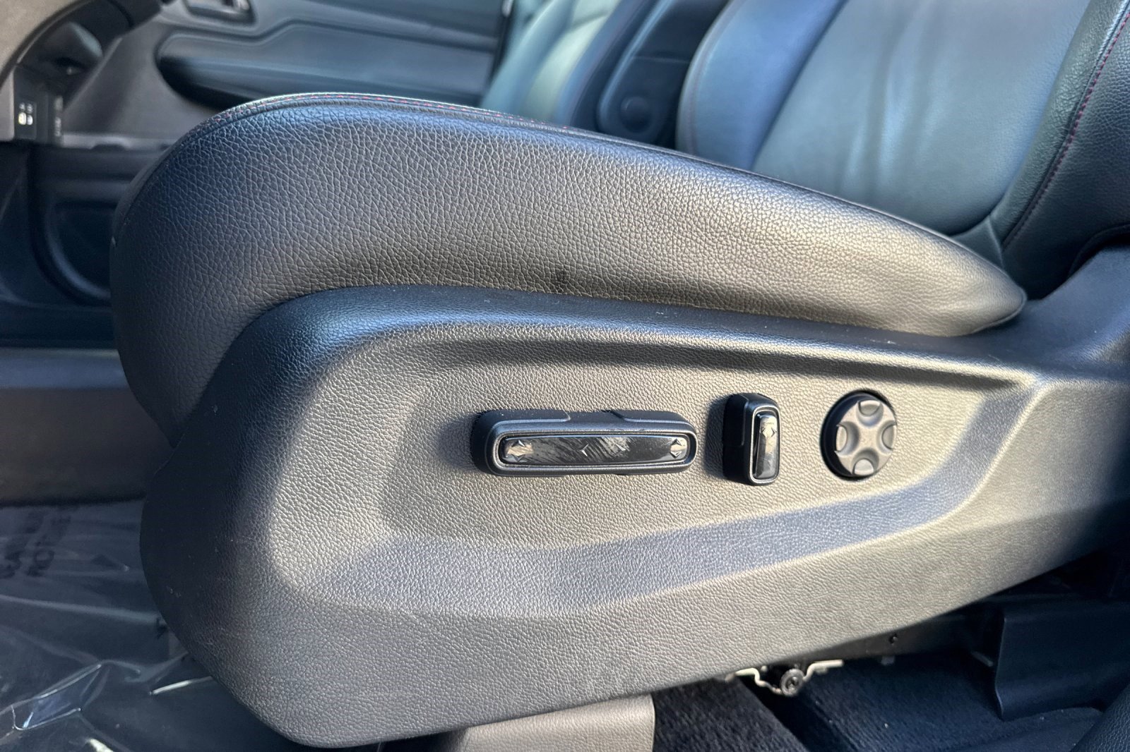 Used 2025 Honda Odyssey Sport-L image 14