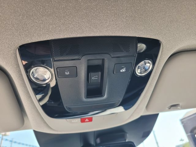 Used 2023 Kia Niro Wave FWD image 22