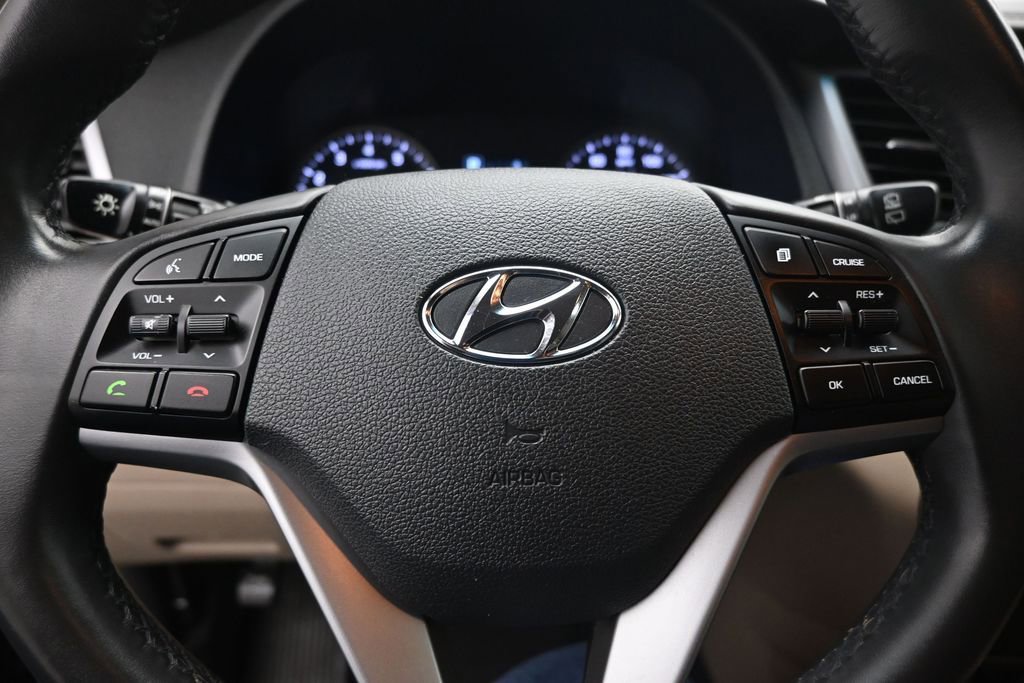 Used 2017 Hyundai Tucson SE Plus w/ Cargo Package FWD image 12