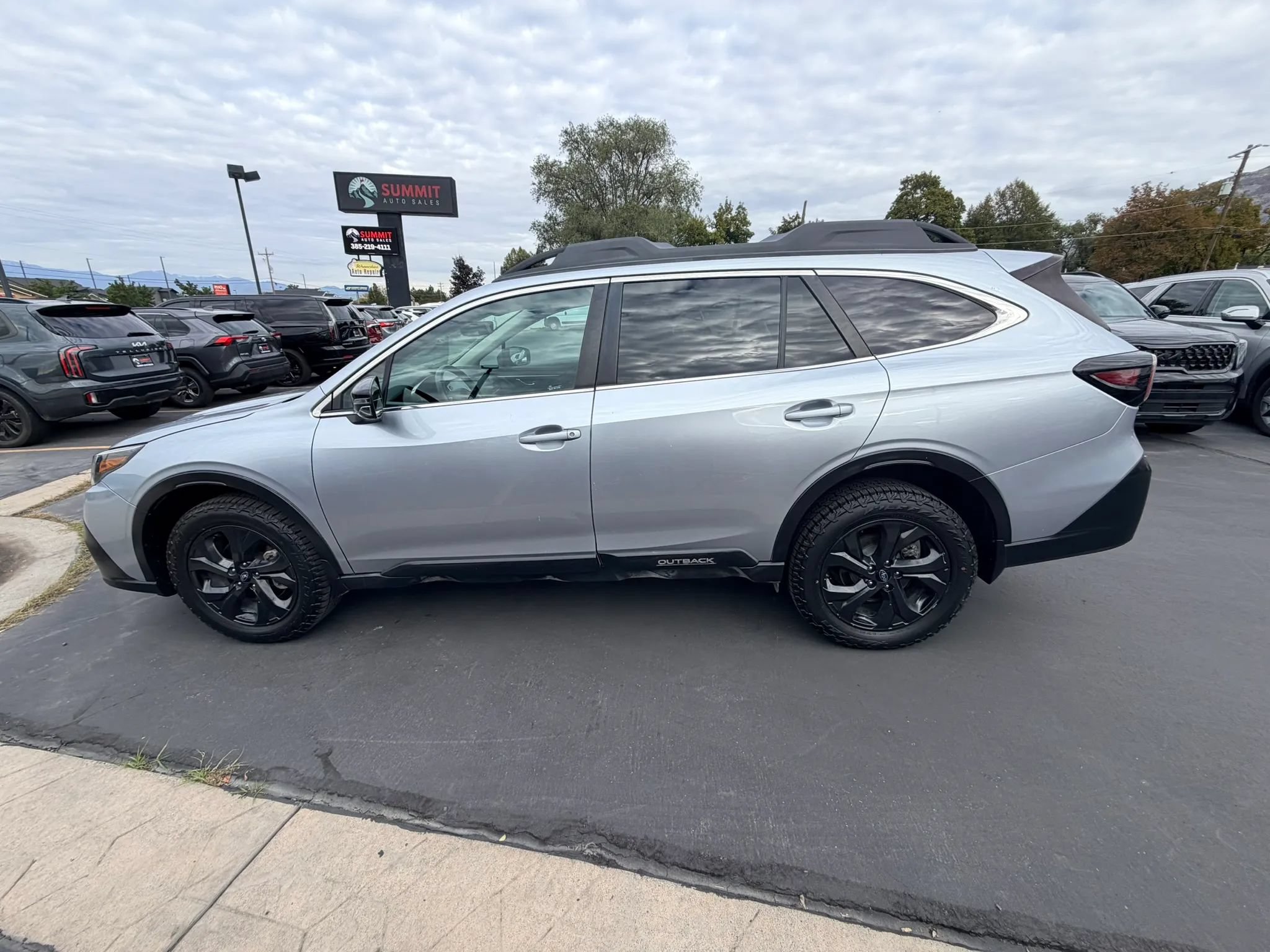 Used 2020 Subaru Outback Onyx Edition XT w/ Popular Package #2 AWD/4WD image 6