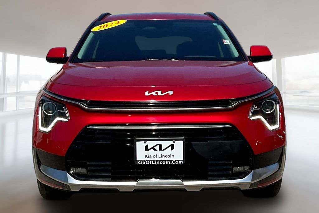 Certified 2024 Kia Niro EX Touring FWD image 2
