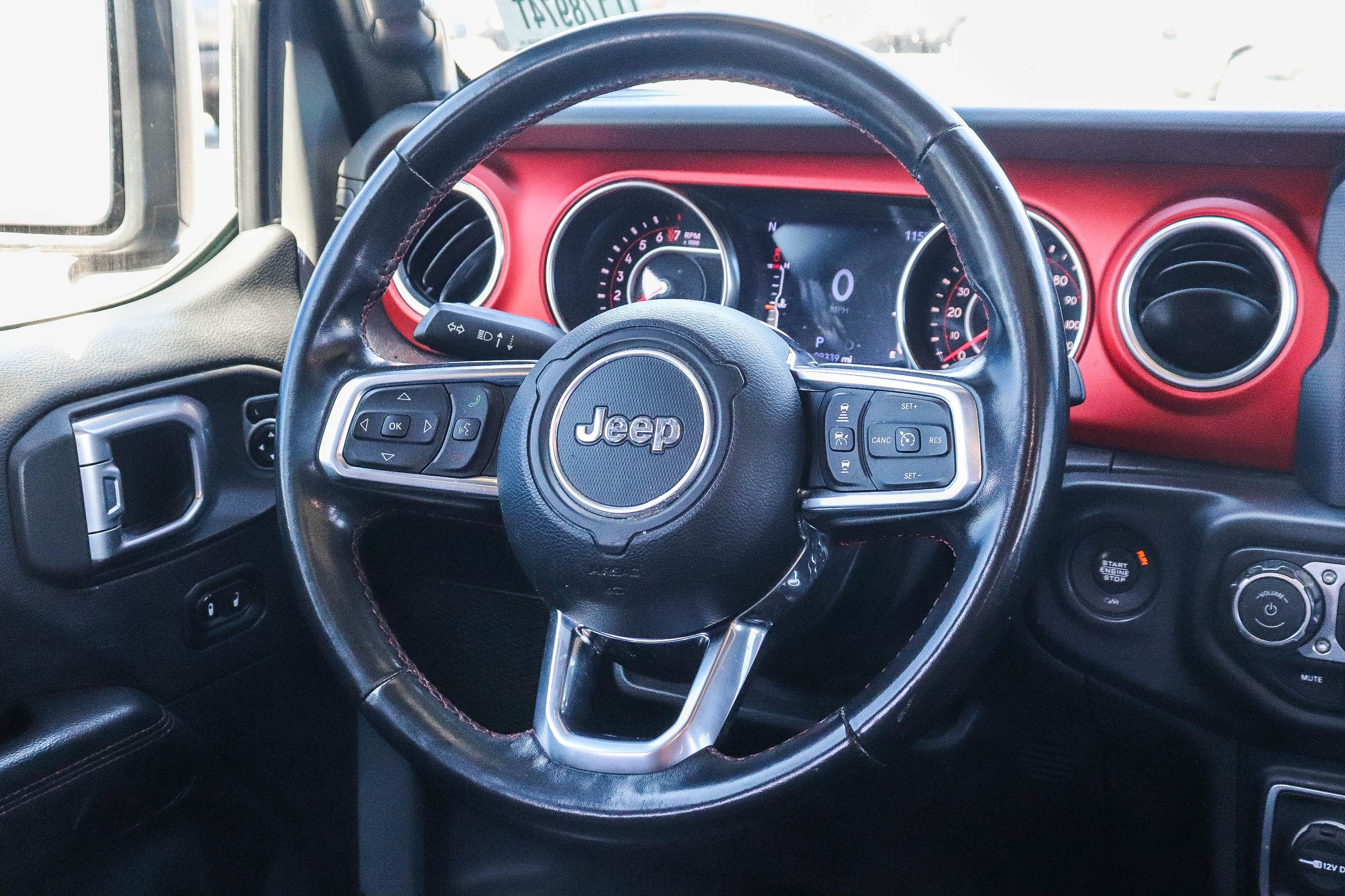 Used 2020 Jeep Gladiator Rubicon AWD/4WD image 16