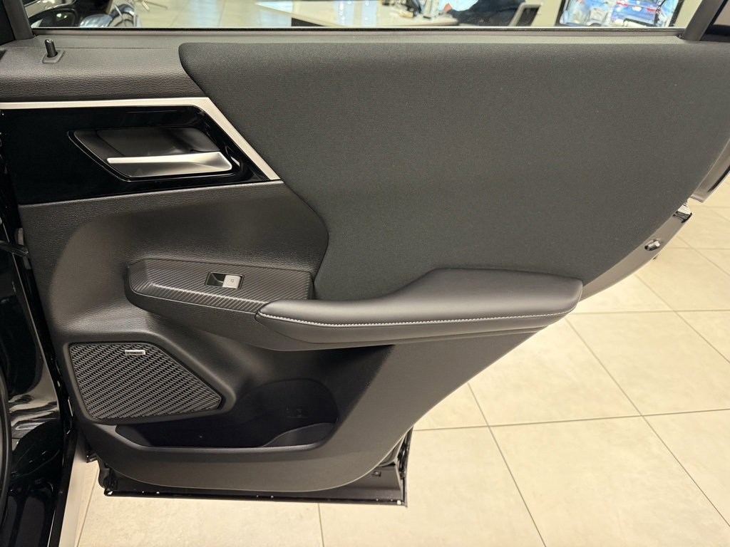 New 2026 Mitsubishi Outlander ES image 21