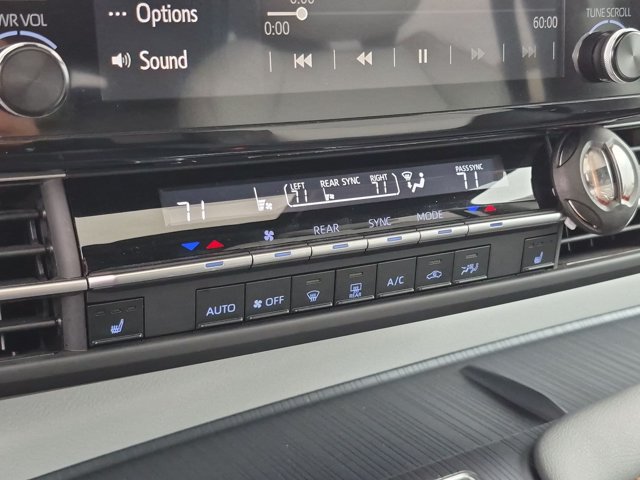 Certified 2024 Toyota Sienna XSE AWD/4WD image 15