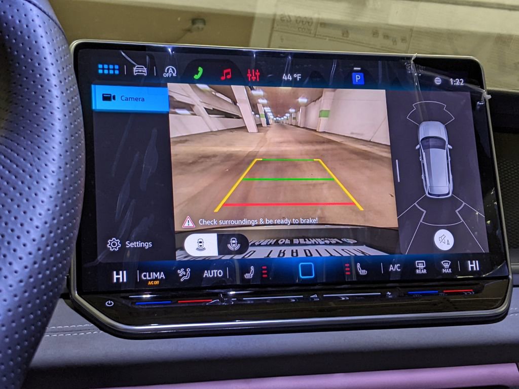 New 2026 Volkswagen Tiguan SE R-Line AWD/4WD image 17