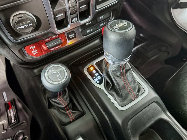 Used 2018 Jeep Wrangler Unlimited Rubicon w/ Safety Group image 19