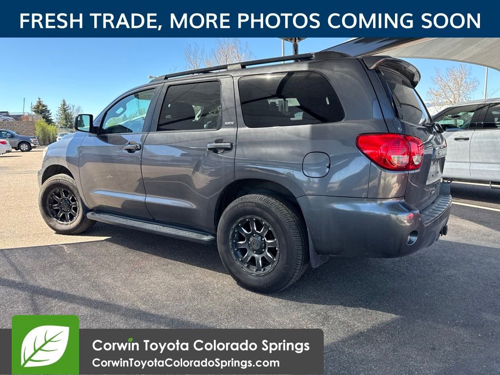 Used 2014 Toyota Sequoia SR5 AWD/4WD image 5