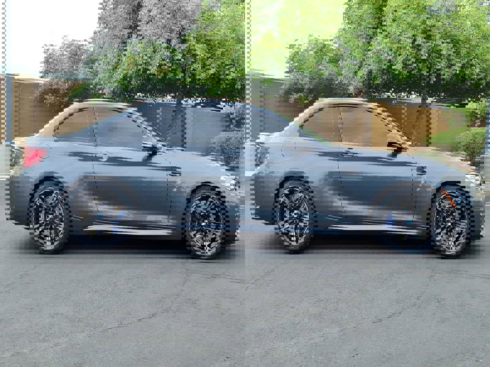 Used 2016 BMW M2 image 8