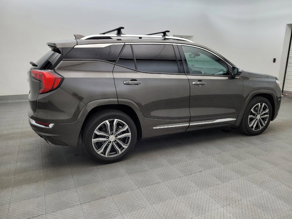 Used 2020 GMC Terrain Denali w/ Denali Premium Package FWD image 10