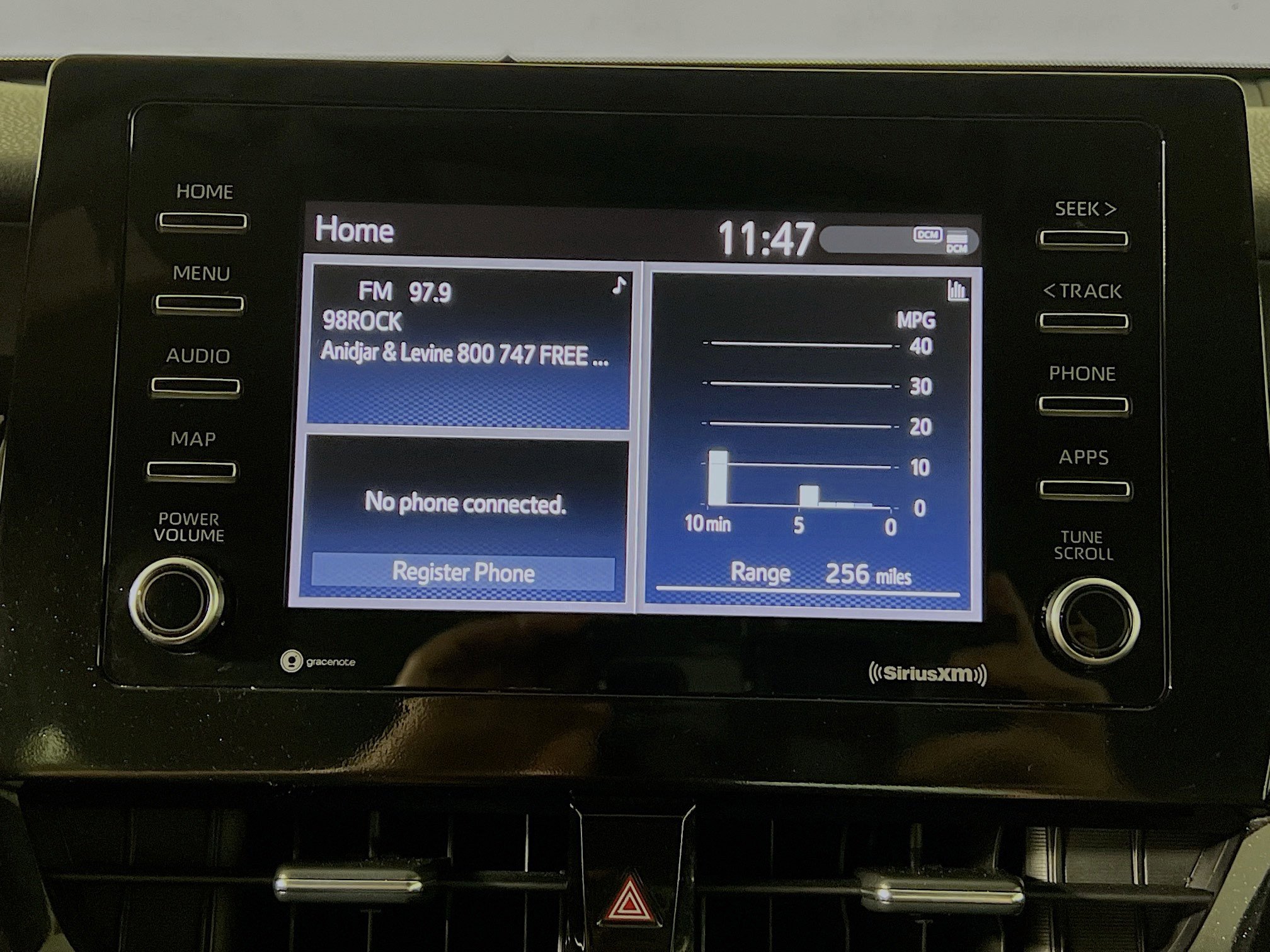 Used 2024 Toyota Camry SE image 26