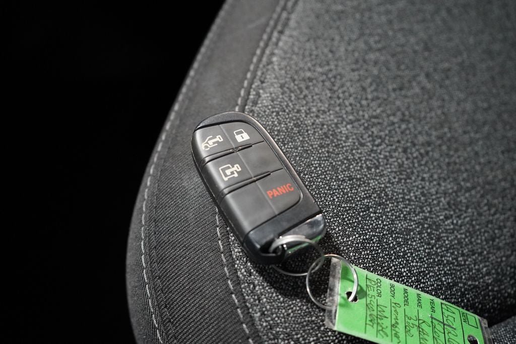 Used 2023 RAM ProMaster 3500 FWD image 12