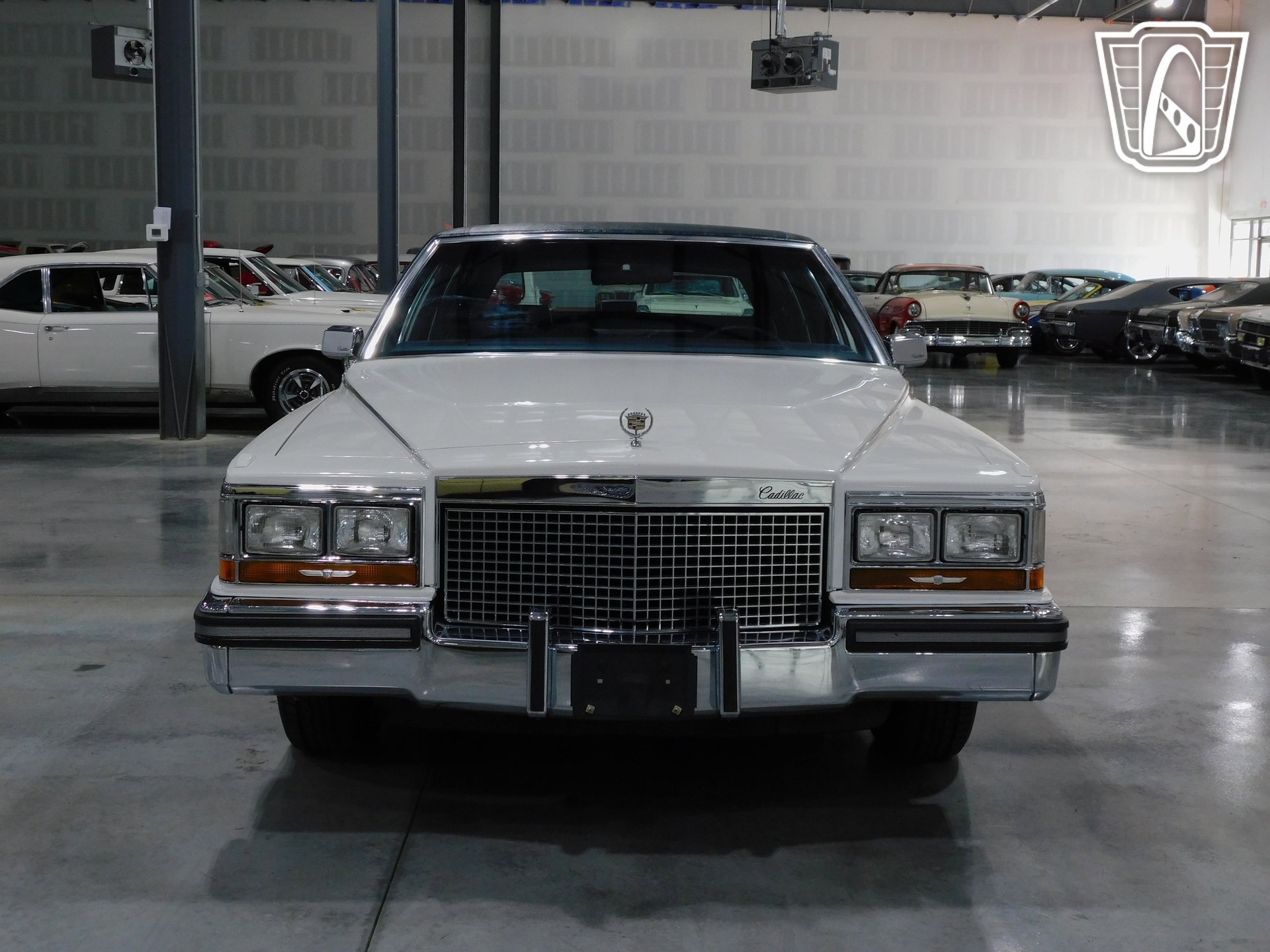Used 1988 Cadillac Brougham image 26