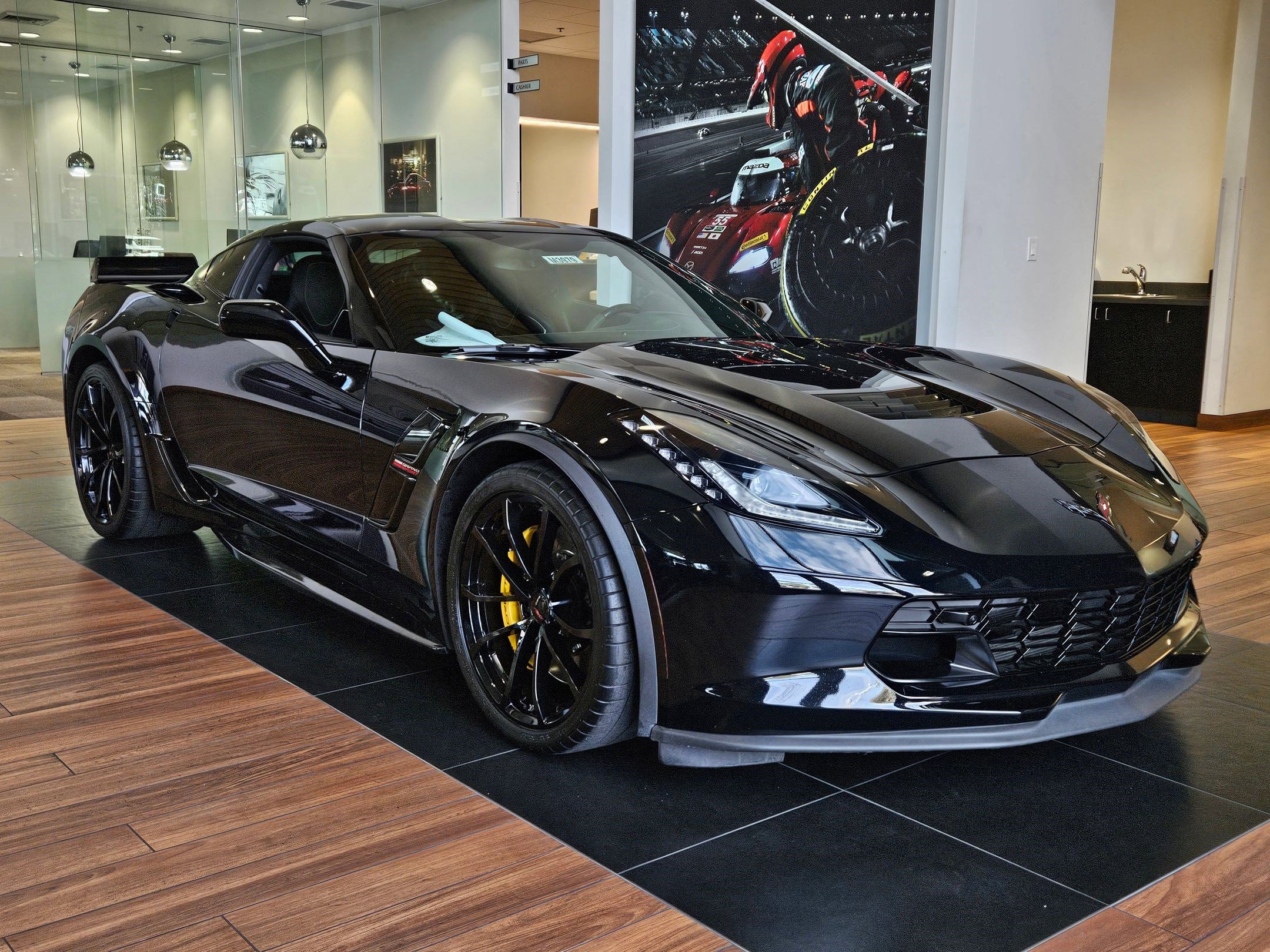 Used 2019 Chevrolet Corvette Grand Sport RWD image 7