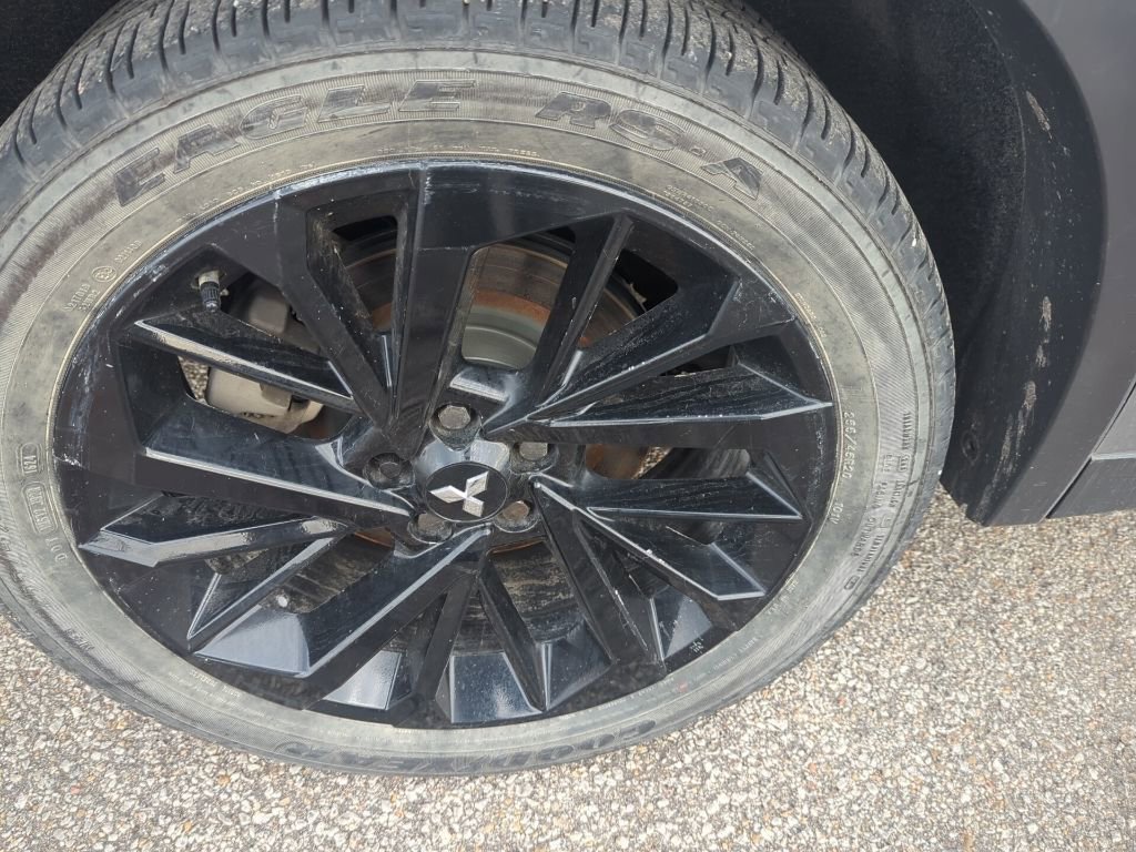 Used 2022 Mitsubishi Outlander SE image 11