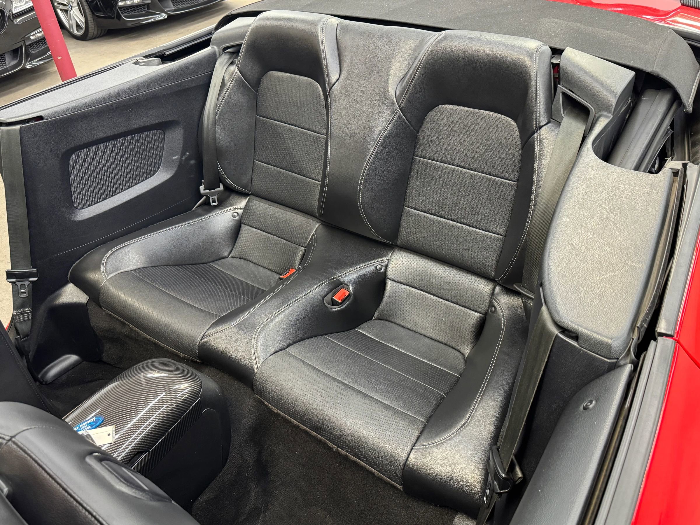 Used 2020 Ford Mustang Premium RWD image 19