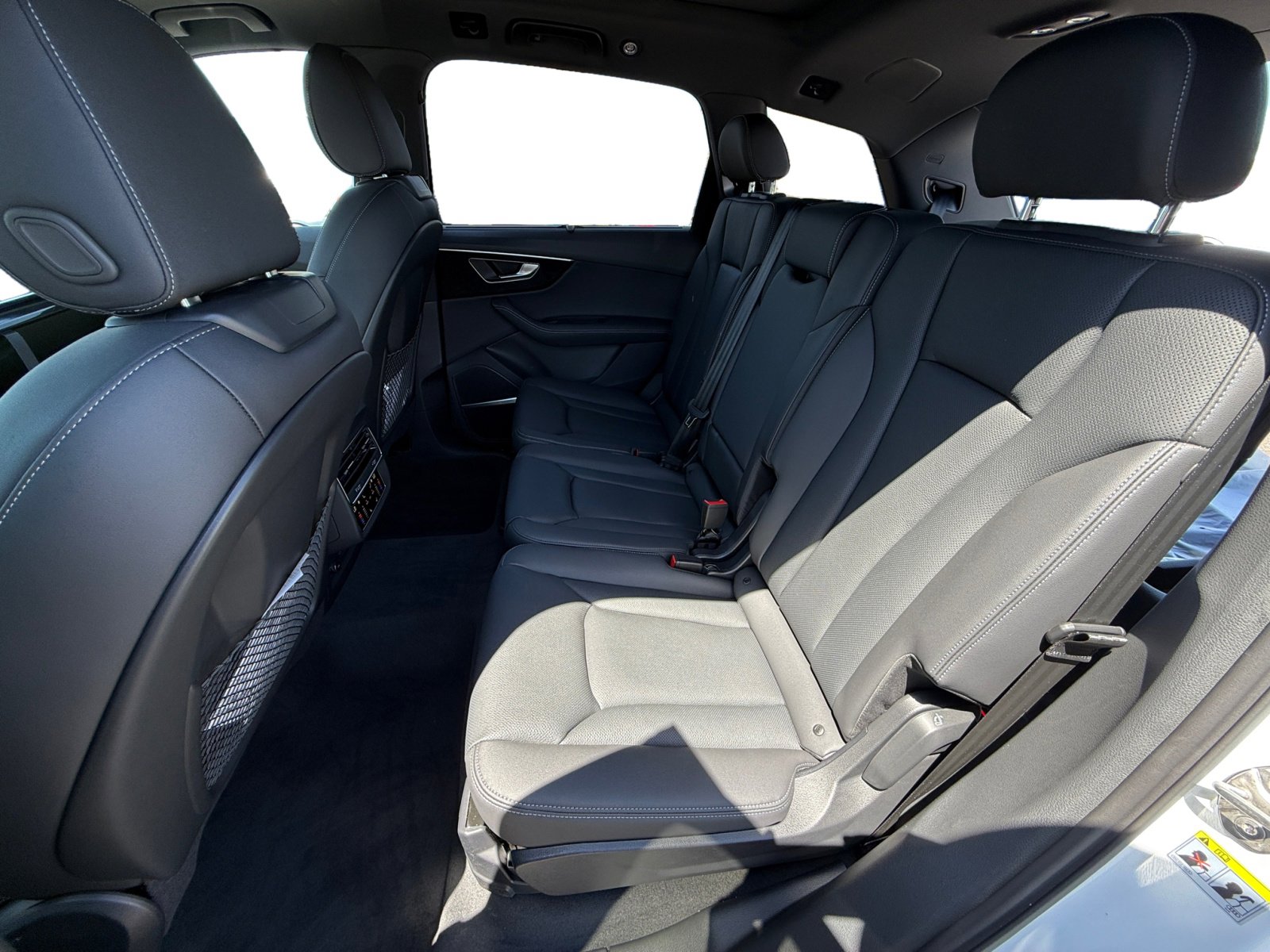 New 2025 Audi Q7 3.0T Premium Plus image 16