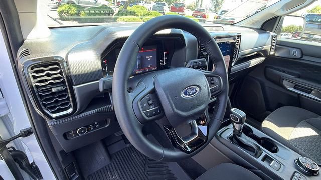 Used 2025 Ford Ranger XLT w/ FX4 Off-Road Package AWD/4WD image 32