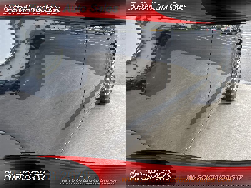 Used 2019 Toyota Highlander Limited Platinum image 21