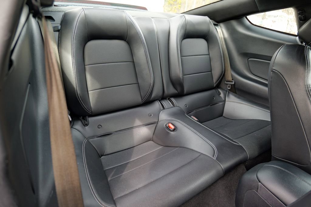 Used 2021 Ford Mustang Premium RWD image 31