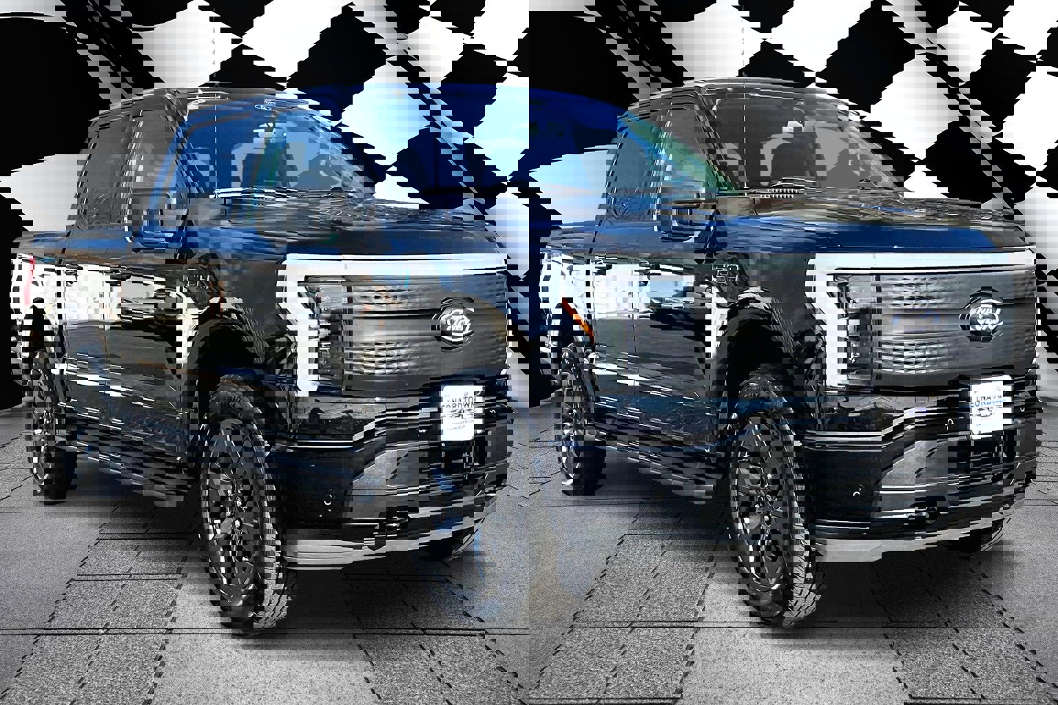 Used 2024 Ford F150 Lightning Flash image 11