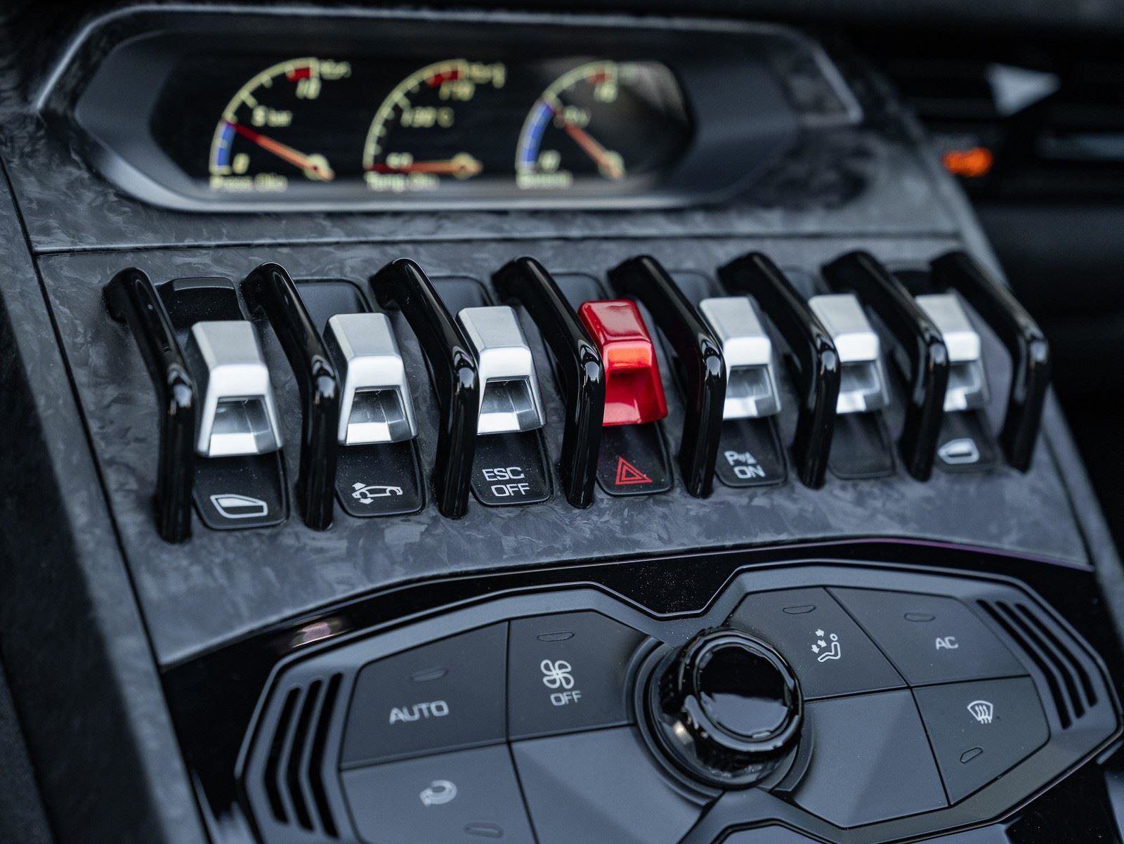 Used 2019 Lamborghini Huracan Performante image 43