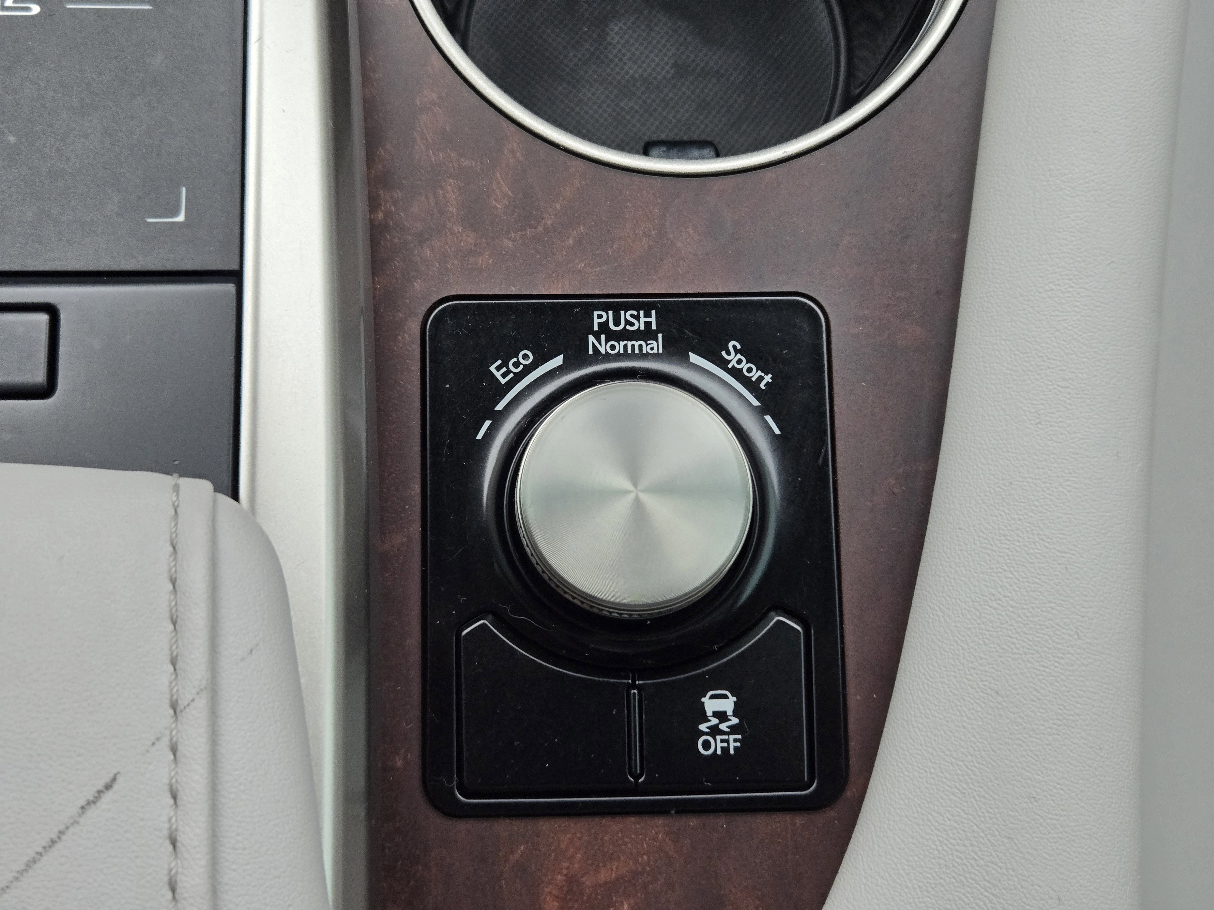 Used 2020 Lexus RX 350 FWD w/ Premium Package image 19