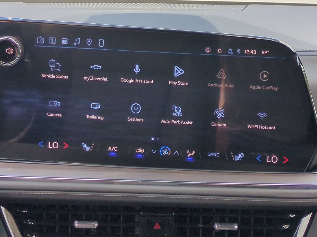 New 2026 Chevrolet Suburban Z71 w/ Z71 Off-Road Package AWD/4WD image 18