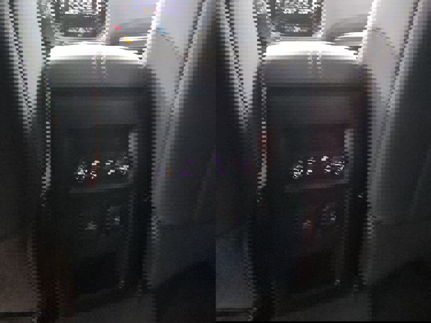 Used 2021 Chevrolet Traverse Premier image 32