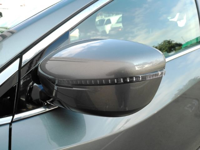 Used 2019 Nissan Murano SV image 15