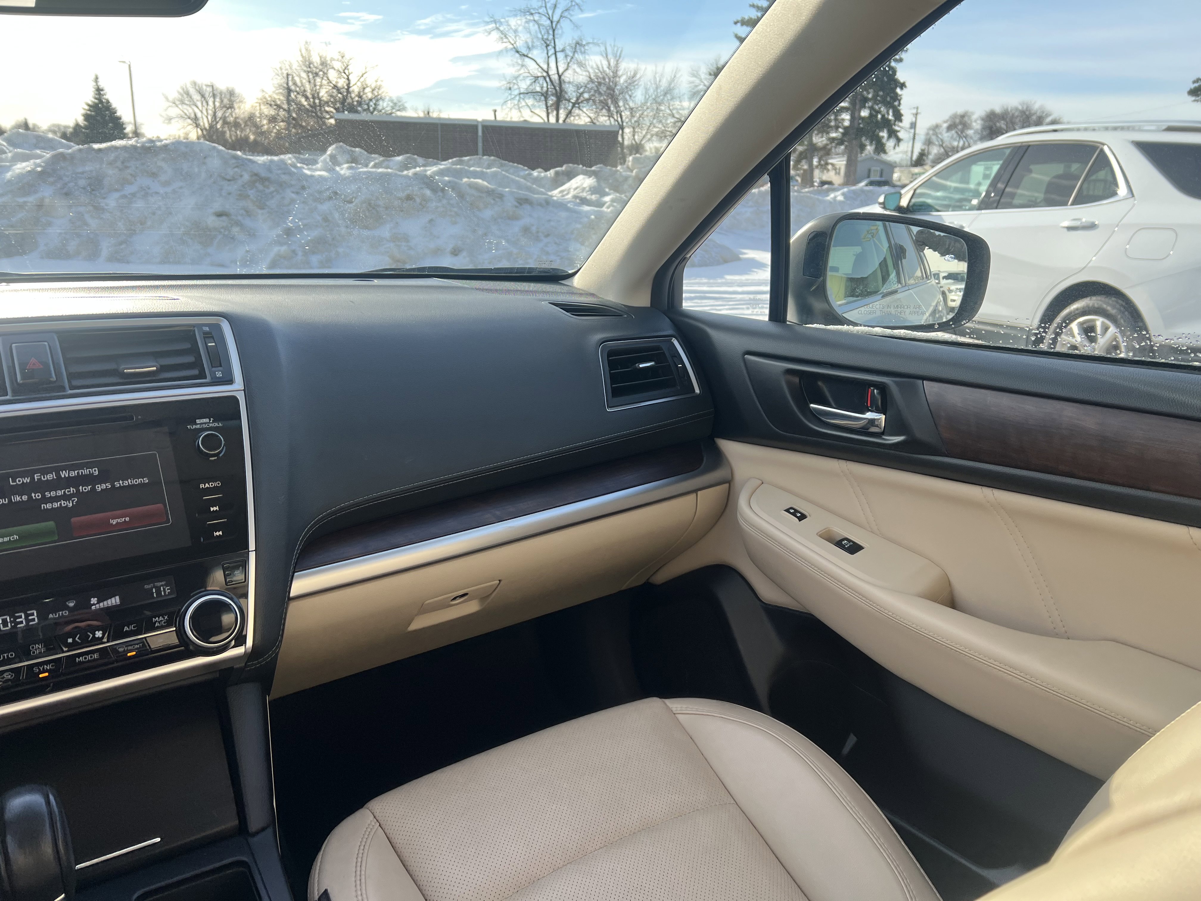 Used 2018 Subaru Outback 2.5i Limited image 16