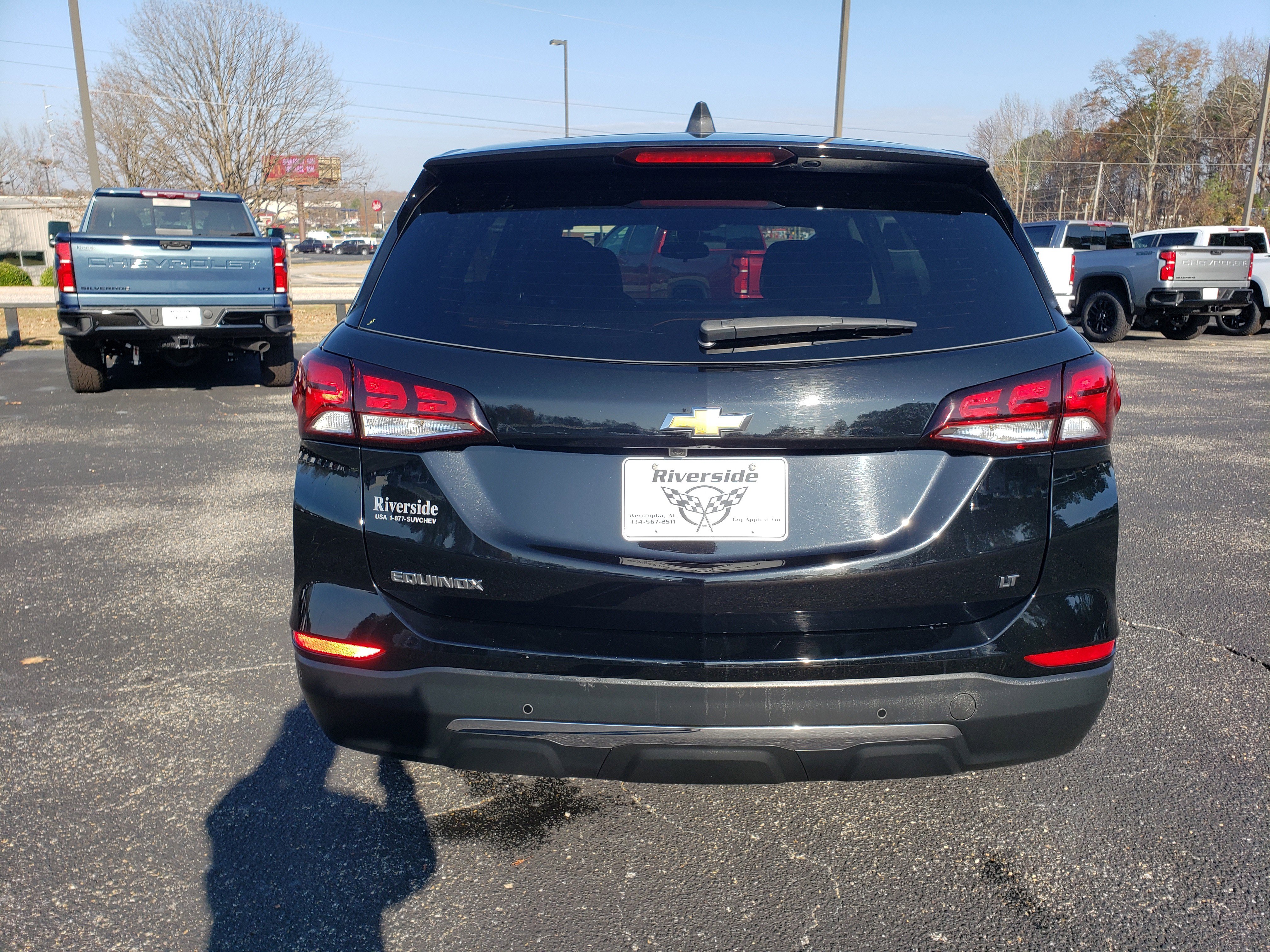 Used 2022 Chevrolet Equinox LT w/ Driver Convenience Package image 8