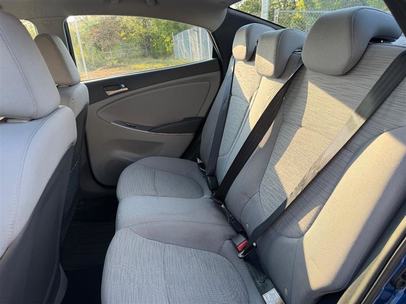 Used 2017 Hyundai Accent SE FWD image 18