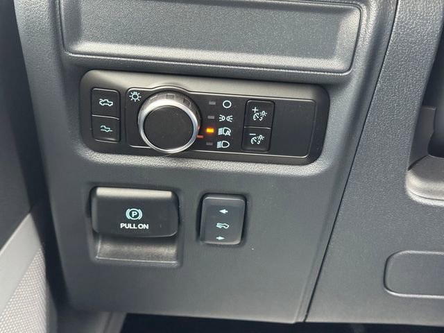 New 2025 Ford F150 Lightning Platinum AWD/4WD image 28