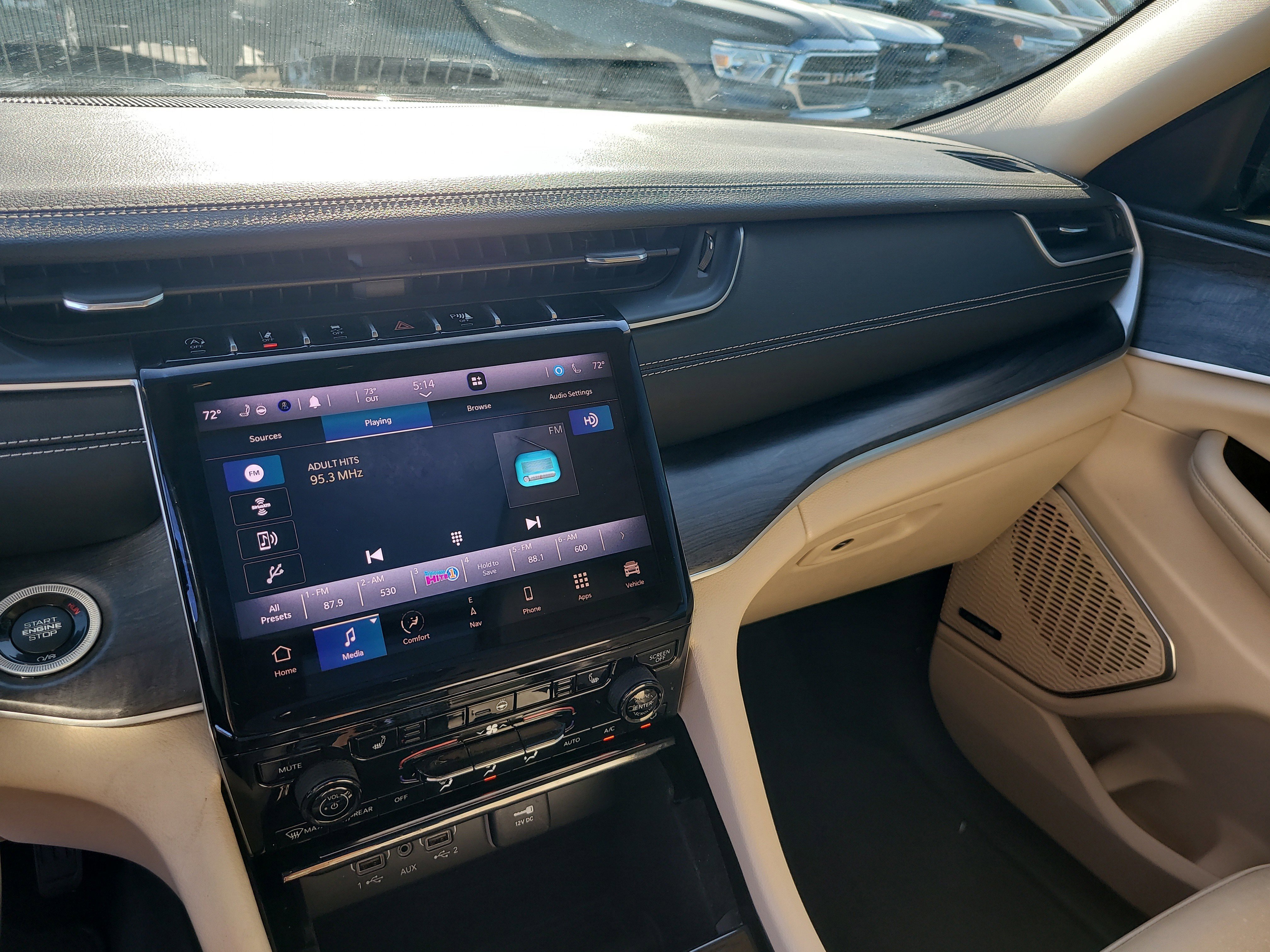 Used 2021 Jeep Grand Cherokee L Limited image 22