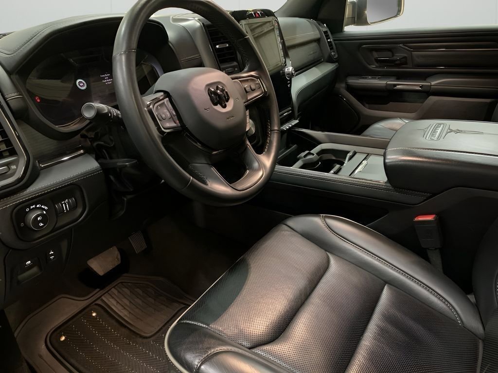 Used 2024 RAM 1500 Limited image 12