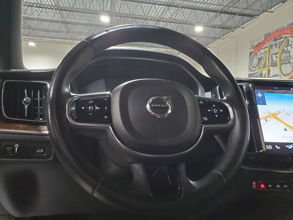 Used 2019 Volvo XC60 T5 Inscription w/ Protection Package Premier FWD image 24